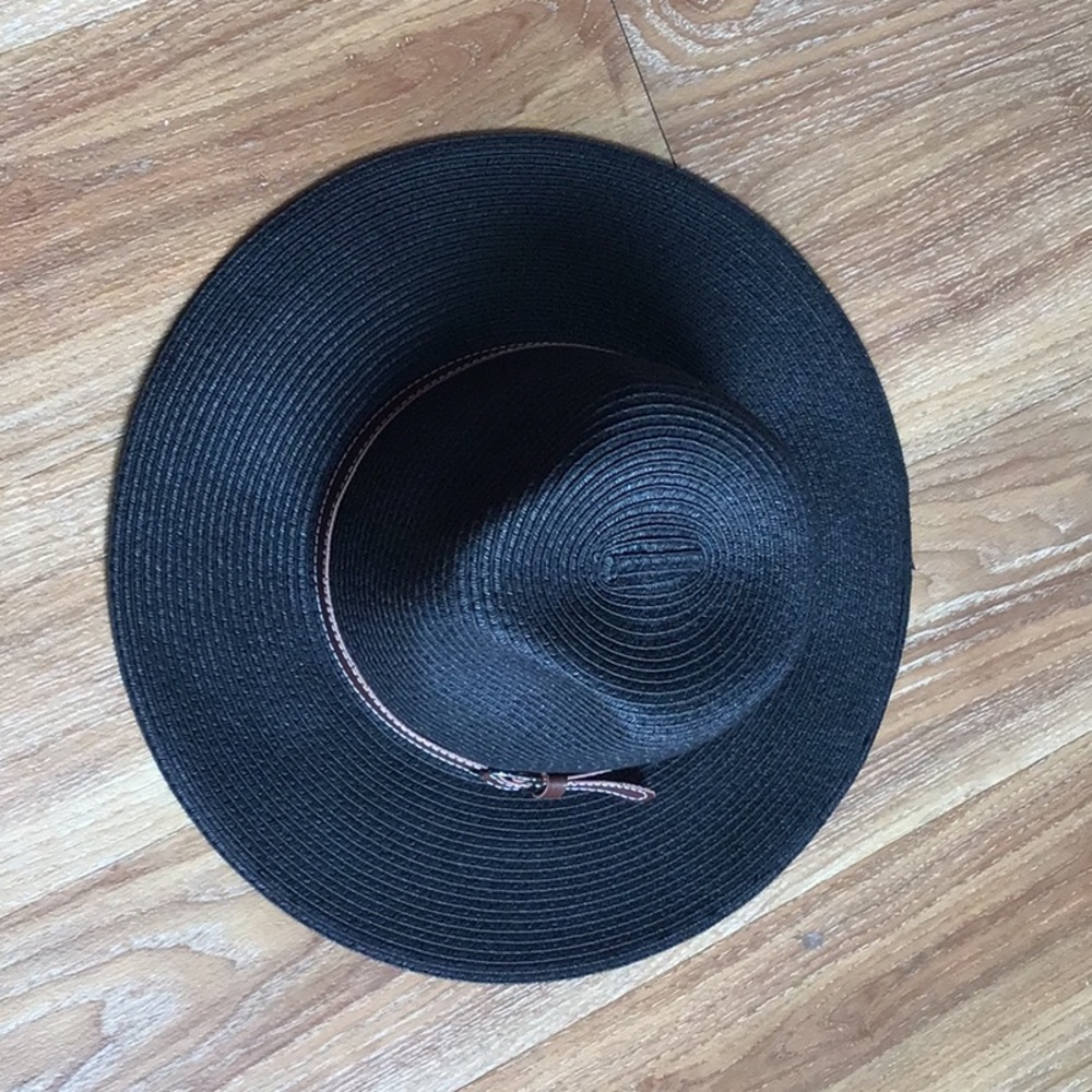 New Safari Hat with Leather Buckle Band